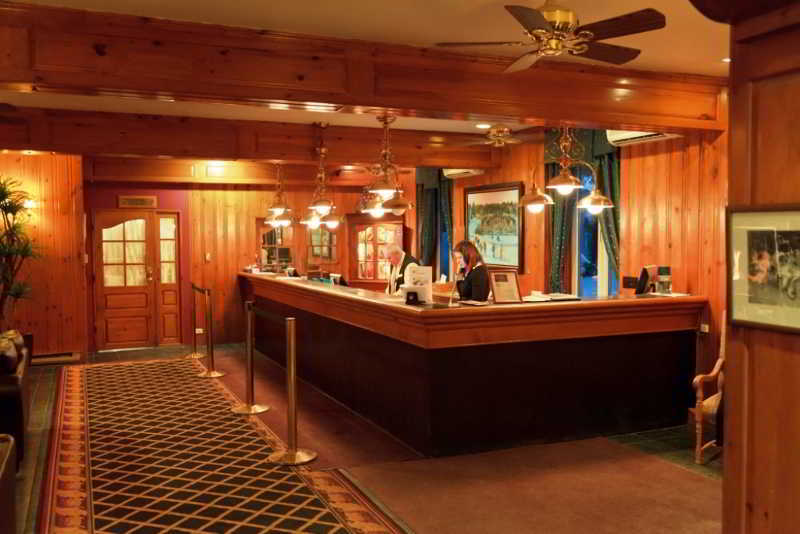 Hotel Le Chantecler Sainte-Adèle Εξωτερικό φωτογραφία